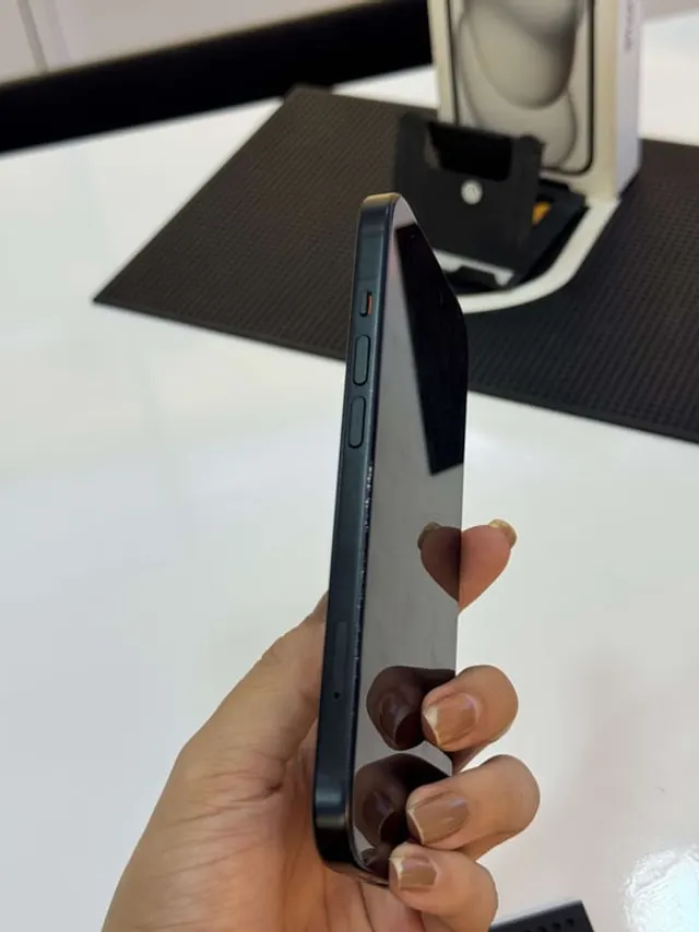 iPhone 15