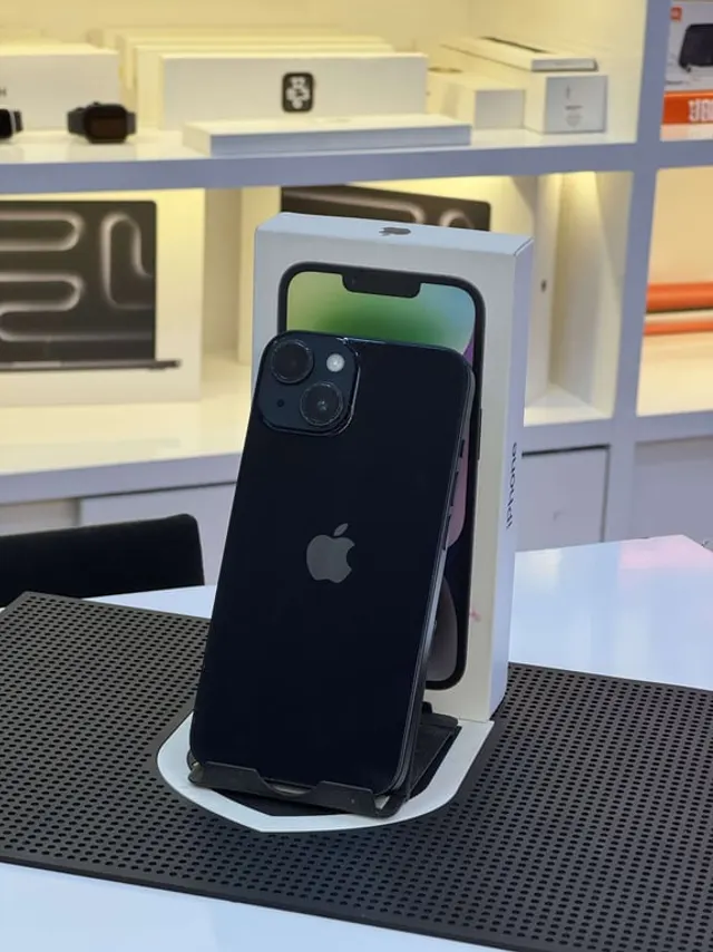 iPhone 14